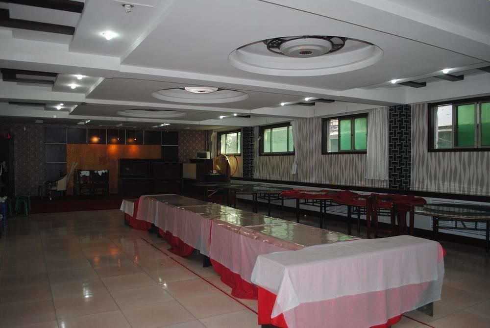 City Garden Hotel Jining  Buitenkant foto